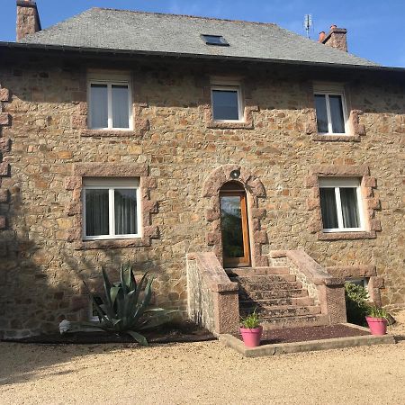 La Jackal Bed & Breakfast Ploubezre Exterior foto